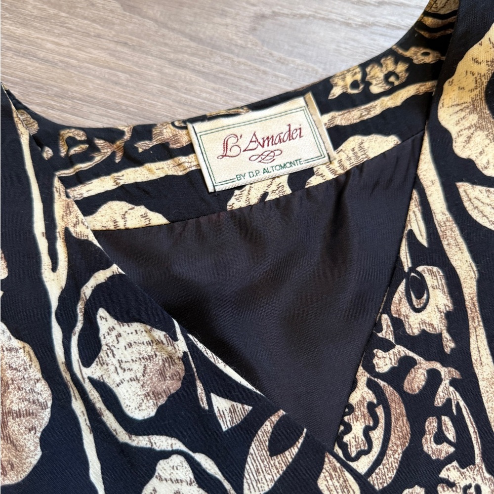 Vintage L' Amadei button-front vest top~Size M - Picture 4 of 10